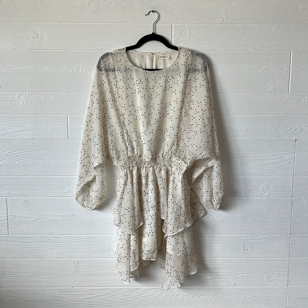 Storia star tiered ruffle dress long sheer sleeves open back size small